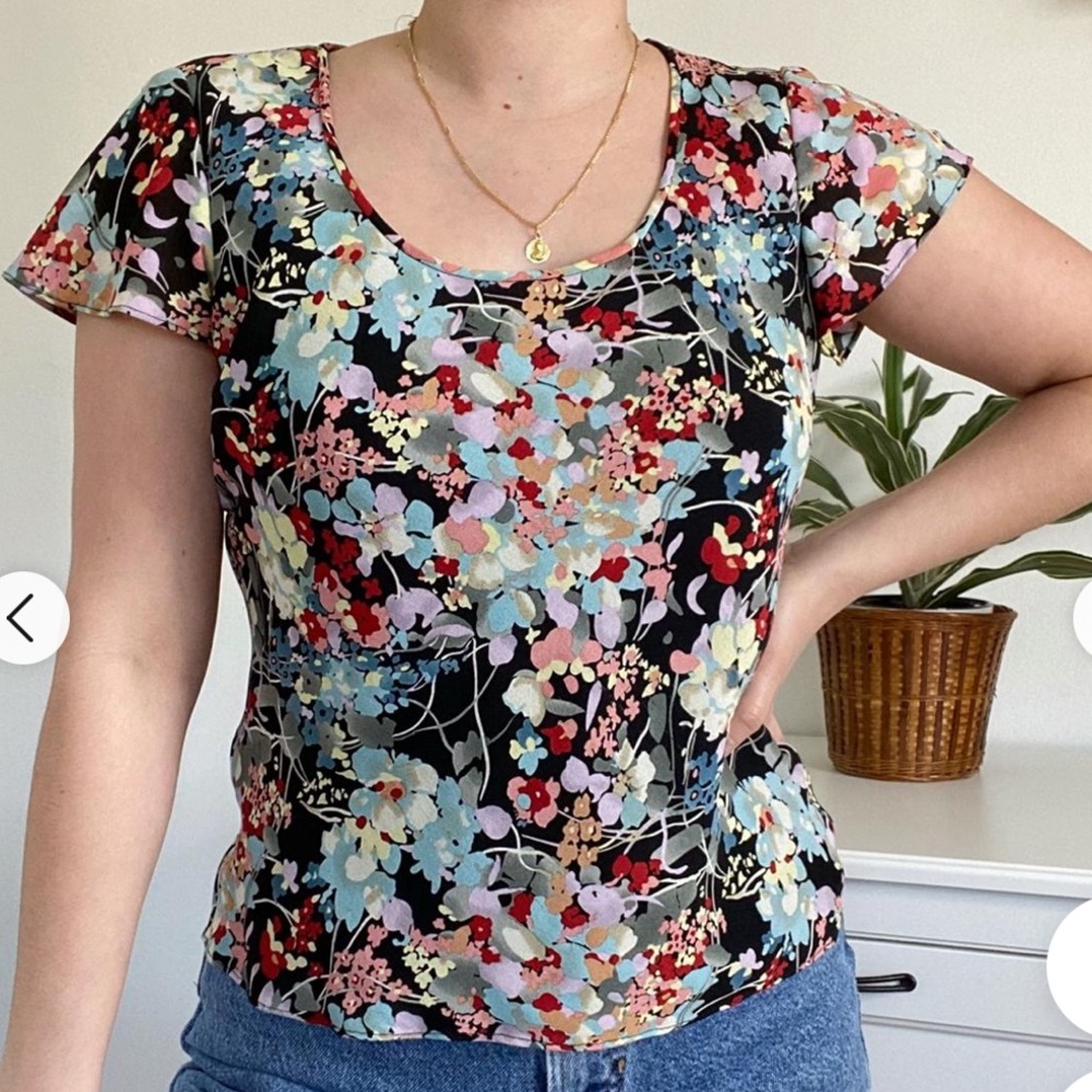 EUC Silk Floral Jones New York